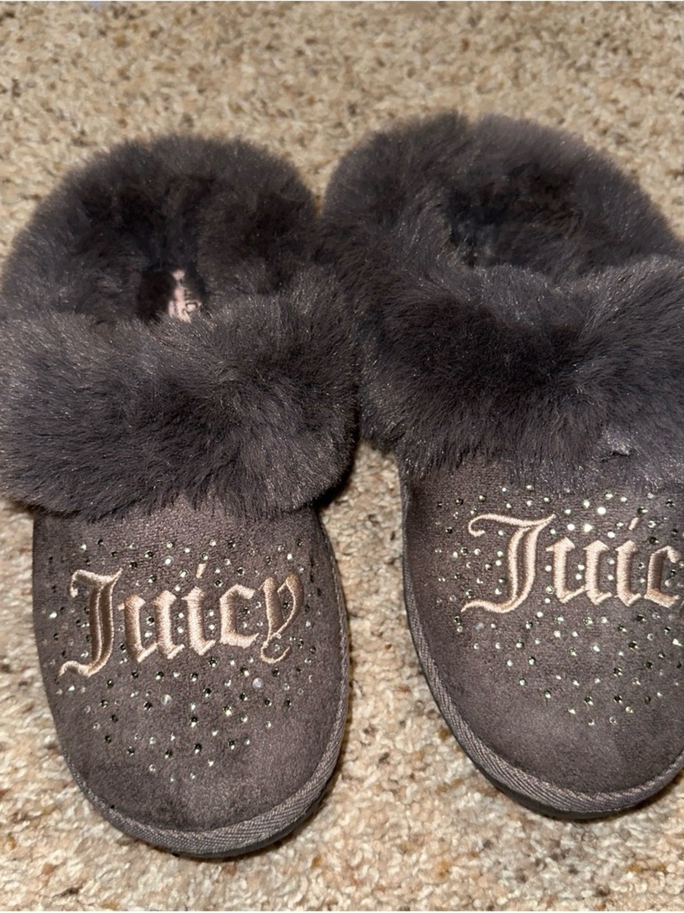 NEW Juicy Couture Women's Grey Slippers